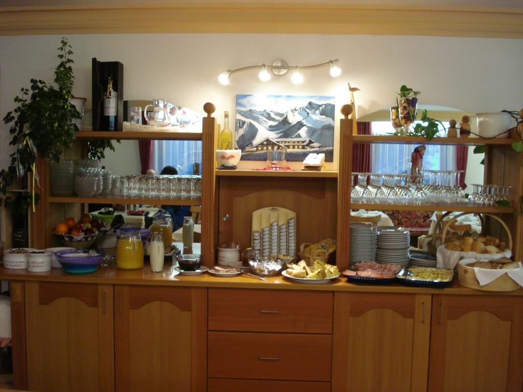 Hotel Alpenfriede คูรอน วินอสตา ภายนอก รูปภาพ