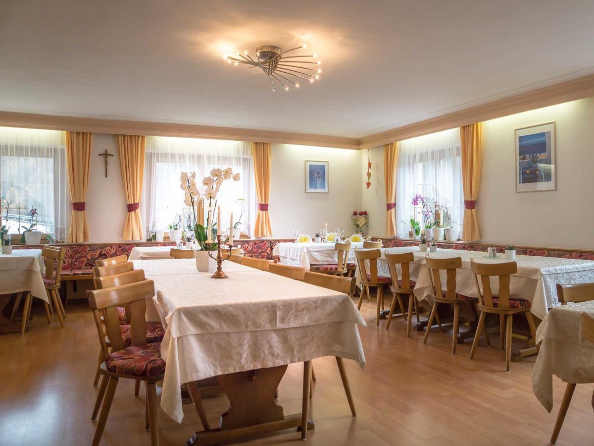 Hotel Alpenfriede คูรอน วินอสตา ภายนอก รูปภาพ